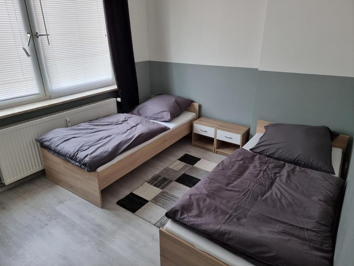 44 - Monteurs- Und Zimmervermietung - Ab 5 Uebernachtung Buchbar! Apartment