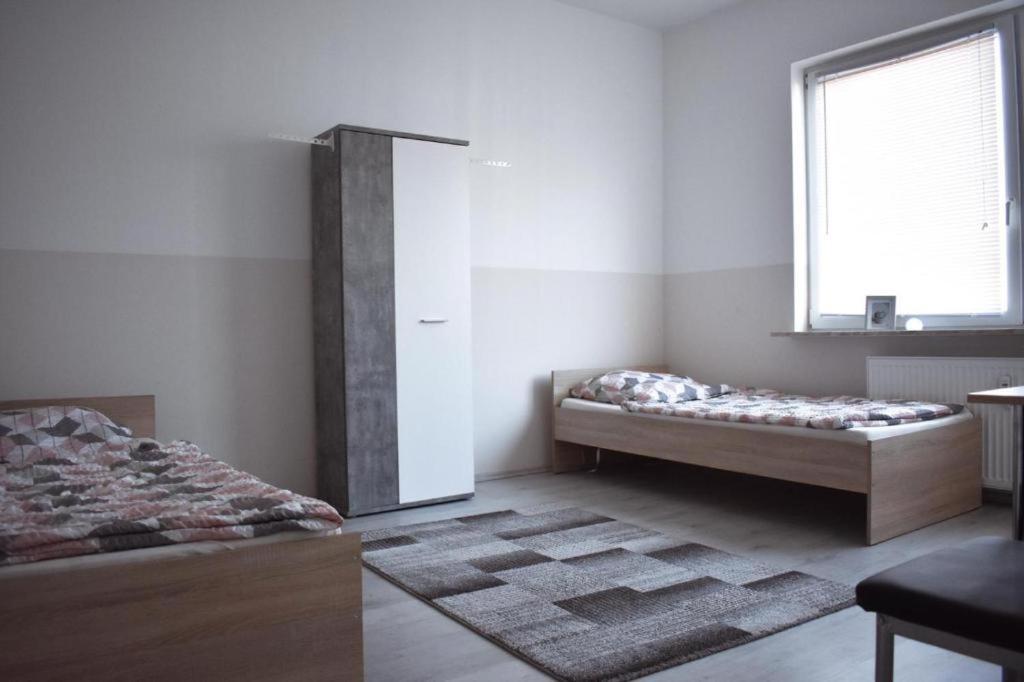 Pension44 - Monteurs Und Zimmervermietung - Ab 7 Buchbar! Apartment *